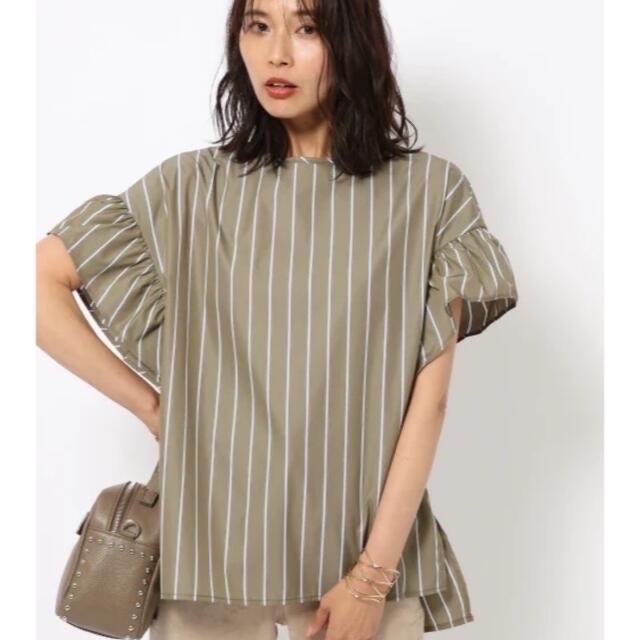 BARNYARDSTORM(バンヤードストーム)の美品♪◆バンヤードストーム   大人♡フリルブラウス　size S〜M◆ レディースのトップス(シャツ/ブラウス(半袖/袖なし))の商品写真