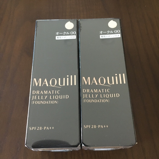 MAQuillAGE(マキアージュ)のMQドラマティックジェリーリキッド ピンクオークル10、オークル00、4個セット コスメ/美容のベースメイク/化粧品(ファンデーション)の商品写真