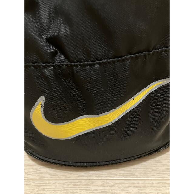 NIKE(ナイキ)のNIKE ナイキ 2段式　プールバック　ブラック キッズ/ベビー/マタニティのこども用バッグ(その他)の商品写真