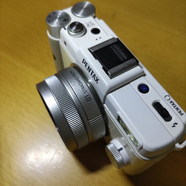 PENTAX(ペンタックス)のPENTAX Q  01standard prime 美品！ スマホ/家電/カメラのカメラ(ミラーレス一眼)の商品写真