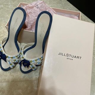 ジルスチュアート(JILLSTUART)のジル　ミュール(ミュール)