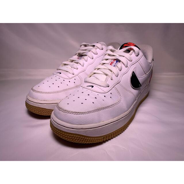 NIKE(ナイキ)のNIKE AIR FORCE 1 07 LV8 WHT/CRM 24.0cm レディースの靴/シューズ(スニーカー)の商品写真