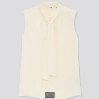 ユニクロ(UNIQLO)のユニクロ　ボウタイブラウス(シャツ/ブラウス(半袖/袖なし))