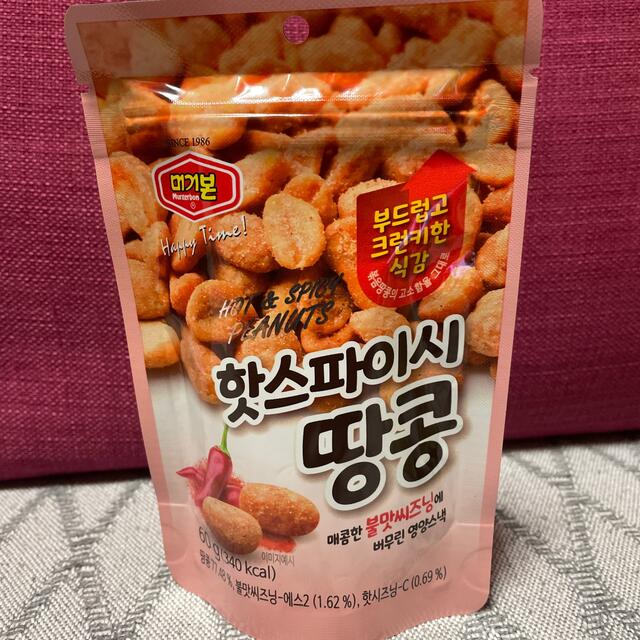 韓国　アーモンドお菓子 食品/飲料/酒の食品(菓子/デザート)の商品写真