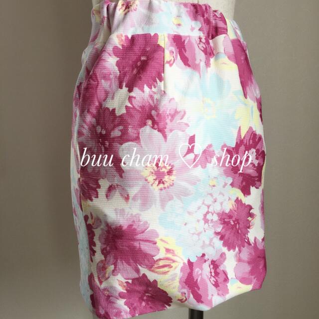 LIP SERVICE(リップサービス)のLIP SERVICE♡花柄ミニスカート レディースのスカート(ミニスカート)の商品写真