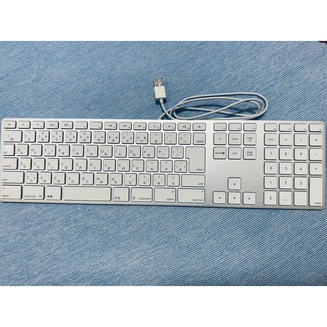 Apple(アップル)のApple USB Keyboard スマホ/家電/カメラのPC/タブレット(PC周辺機器)の商品写真