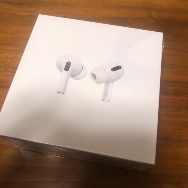 Apple(アップル)の新品未開封 AirPods Pro MLWK3J/A スマホ/家電/カメラのオーディオ機器(ヘッドフォン/イヤフォン)の商品写真