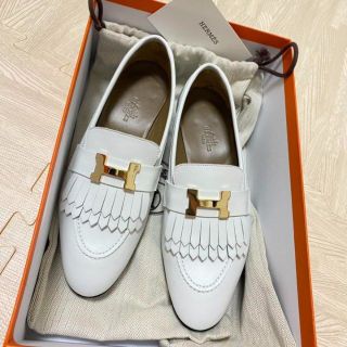 エルメス ローファーの通販 500点以上 | Hermesを買うならラクマ エルメス ローファーの通販 500点以上 | Hermesを買うならラクマ