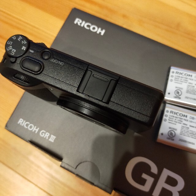 RICOH(リコー)のRICOH GR Ⅲ 3 リコー カメラ スマホ/家電/カメラのカメラ(コンパクトデジタルカメラ)の商品写真
