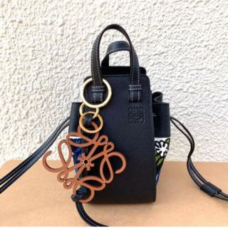 ロエベ フローラルの通販 69点 | LOEWEを買うならラクマ