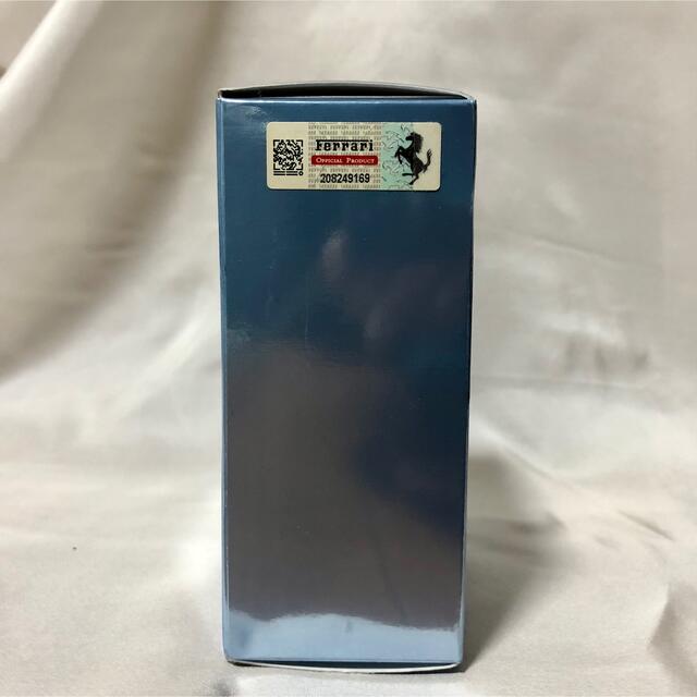 Ferrari(フェラーリ)のFerrari フェラーリ　香水　ライトエッセンス　オードトワレ75ml コスメ/美容の香水(ユニセックス)の商品写真