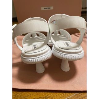 大幅値下!新品未使用 ミュウミュウ グルカサンダル サイズ36 | www