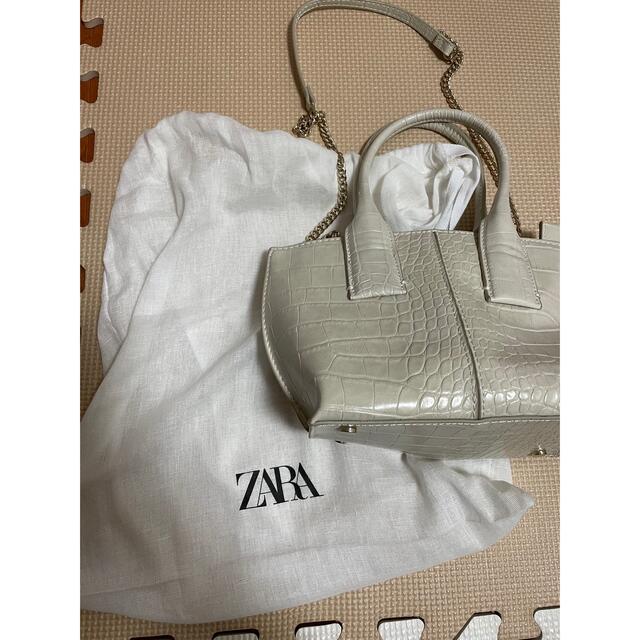 ZARA(ザラ)のZARA ショルダーバッグ レディースのバッグ(ショルダーバッグ)の商品写真