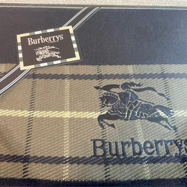 BURBERRY(バーバリー)の⭐️新品⭐️BURBERRY LONDON ノバチェック 掛け布団　タオルケット インテリア/住まい/日用品の寝具(布団)の商品写真