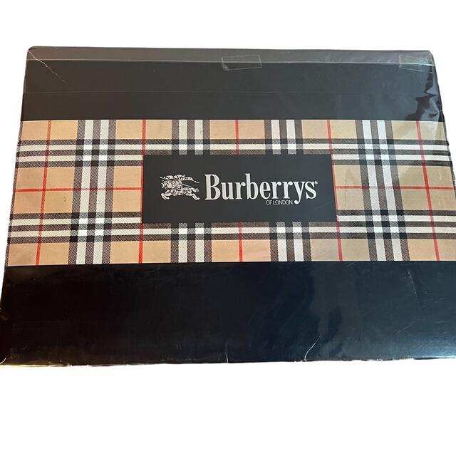 BURBERRY(バーバリー)の⭐️新品⭐️BURBERRY LONDON ノバチェック 掛け布団　タオルケット インテリア/住まい/日用品の寝具(布団)の商品写真