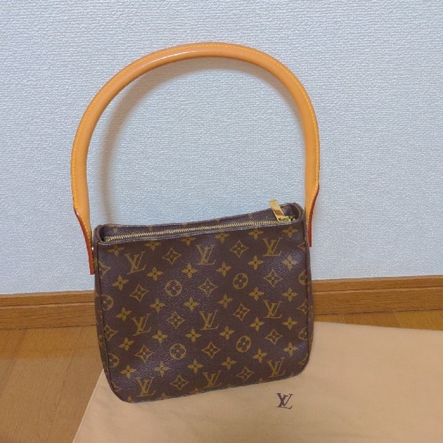 LOUIS VUITTON - ルイヴィトン　ルーピング