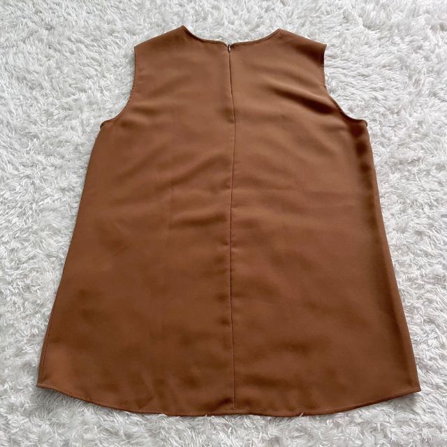 DEUXIEME CLASSE(ドゥーズィエムクラス)の✨美品　Deuxieme classe  ノースリーブシャツ　ブラウン　21SS レディースのトップス(シャツ/ブラウス(半袖/袖なし))の商品写真