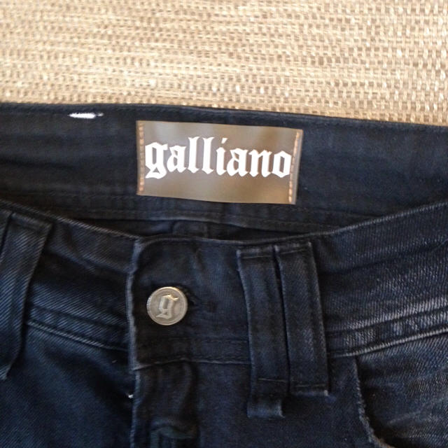 John Galliano(ジョンガリアーノ)のジョンガリアーノ✨美脚 ブラックデニム メンズのパンツ(デニム/ジーンズ)の商品写真