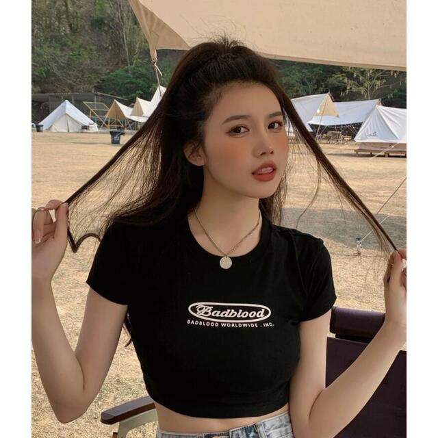 韓国トップス  韓国　Tシャツ　 レディースのトップス(Tシャツ(半袖/袖なし))の商品写真