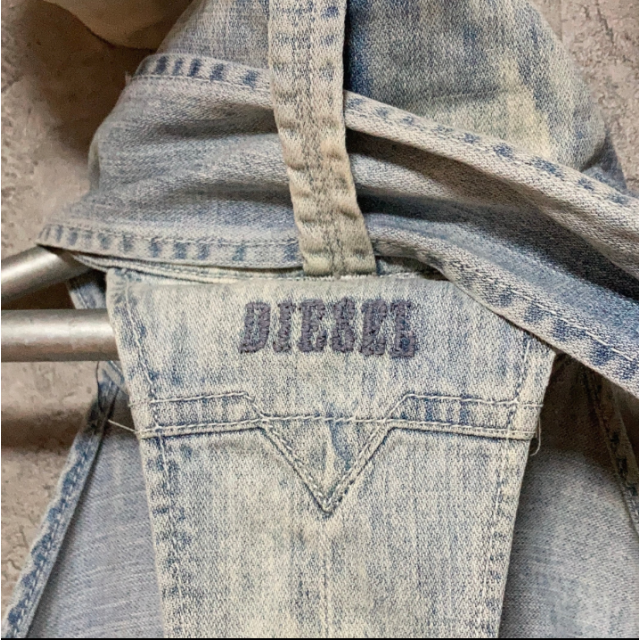 DIESEL(ディーゼル)のデニム ジップアップ タンクトップ ホルターネック 袖なし レディースのトップス(ホルターネック)の商品写真