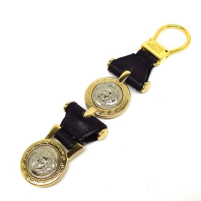新品未使用ジャンニ ヴェルサーチ メデューサ キーホルダー チャーム 新品未使用ジャンニ ヴェルサーチ メデューサ キーホルダー チャーム