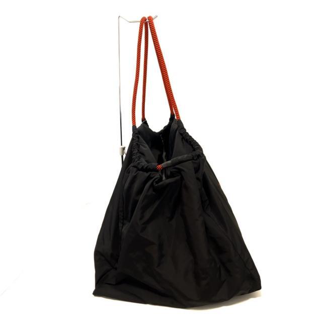 Y-3(ワイスリー)のY-3(ワイスリー) ハンドバッグ美品  - 黒 レディースのバッグ(ハンドバッグ)の商品写真