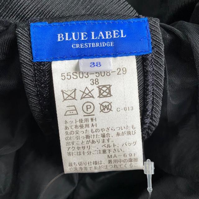 BLUE LABEL CRESTBRIDGE(ブルーレーベルクレストブリッジ)のブルーレーベルクレストブリッジ スカート レディースのスカート(ミニスカート)の商品写真