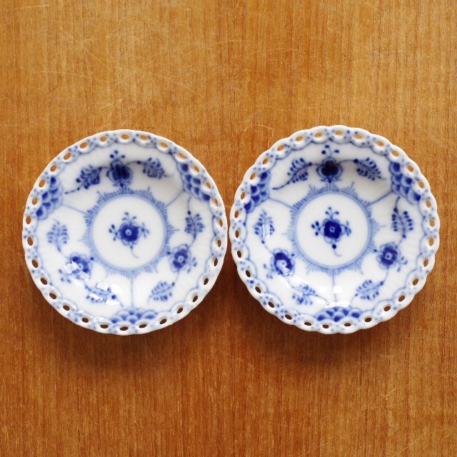 ROYAL COPENHAGEN 専用ロイヤルコペンハーゲン ブルーフルーテッド フルレース 小皿 豆皿 プレートの通販 by Scand  Room's shop｜ロイヤルコペンハーゲンならラクマ