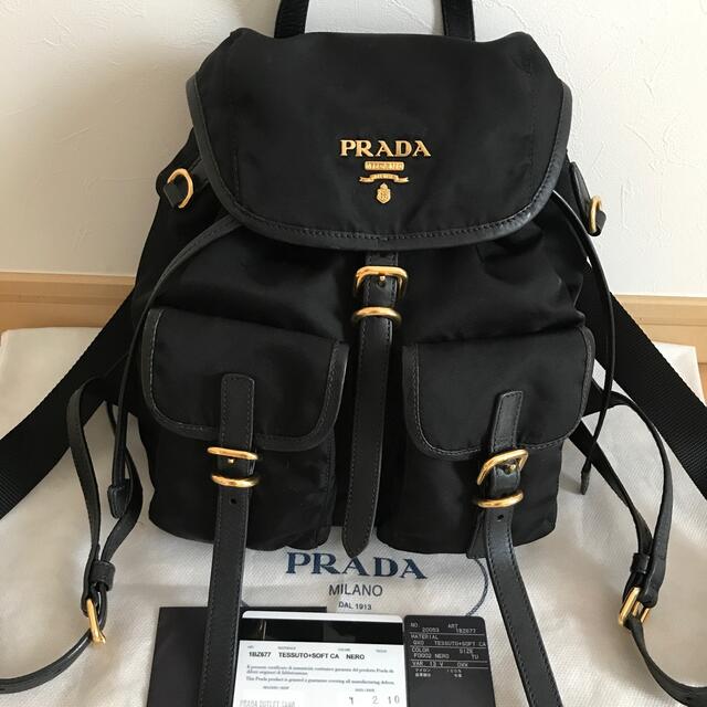 上質で快適 PRADA プラダ ミニ リュックサック ショルダーバッグ 黒 美