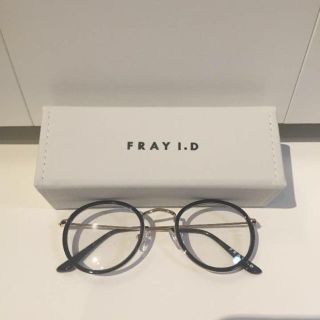 フレイアイディー(FRAY I.D)のFRAY ID ダテメガネ(サングラス/メガネ)