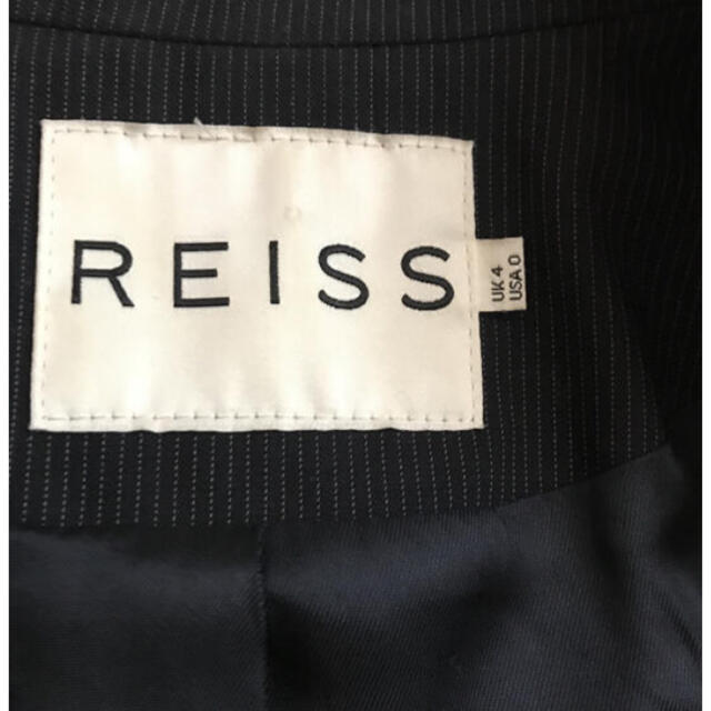 REISS(リース)のREISS 美人 マーメードスカートスーツ ネイビー レディースのフォーマル/ドレス(スーツ)の商品写真