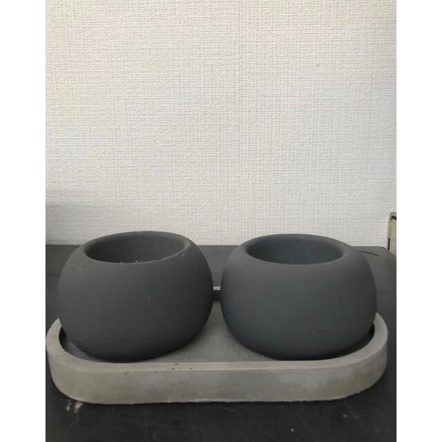 オシャレセメントまる鉢2個セット受け皿付き ハンドメイドのフラワー/ガーデン(プランター)の商品写真