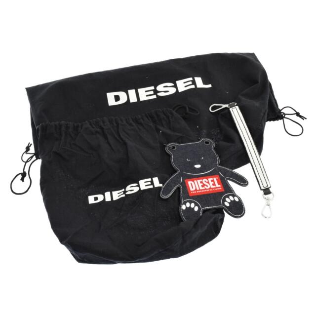 DIESEL(ディーゼル)のDIESEL ディーゼル 2WAY カラーブロック レザー バックパック ロゴ入り リュック ホワイト メンズのバッグ(バッグパック/リュック)の商品写真