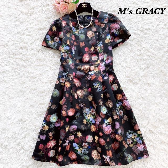 アパレル M'S GRACY - エムズグレイシー ひざ丈 ワンピース 花柄