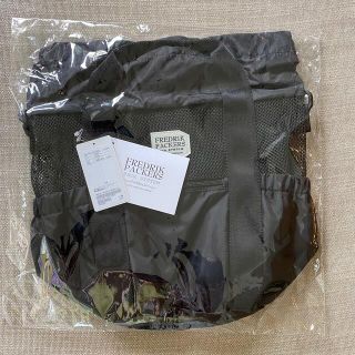 ユナイテッドアローズグリーンレーベルリラクシング(UNITED ARROWS green label relaxing)のフレドリックパッカーズ 巾着 2WAYバッグ ブラック(ショルダーバッグ)