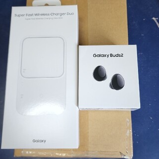 ギャラクシー(Galaxy)のGalaxy Buds2(Onyx)+Wireless Charder Duo(ヘッドフォン/イヤフォン)