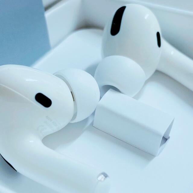 Apple(アップル)のApple AirPods Pro Apple正規品♡ スマホ/家電/カメラのオーディオ機器(ヘッドフォン/イヤフォン)の商品写真