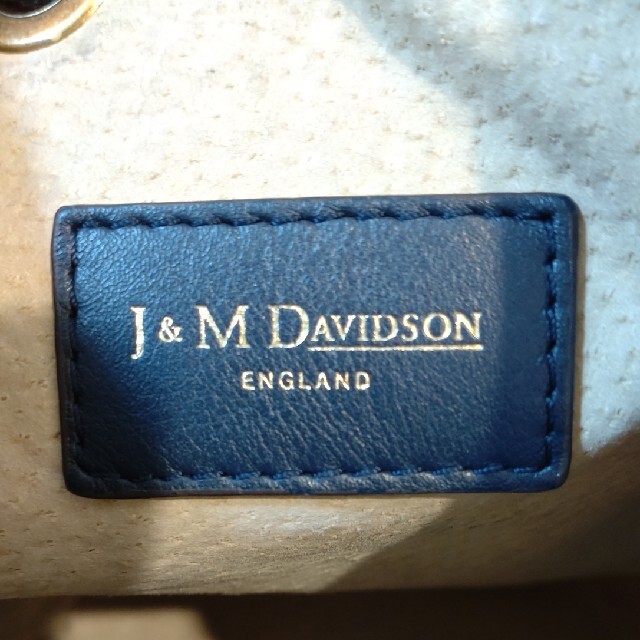 J&M DAVIDSON(ジェイアンドエムデヴィッドソン)のj&m davidson カーニバル　M サイズ ネイビー レディースのバッグ(ショルダーバッグ)の商品写真