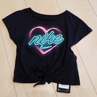ナイキ(NIKE)の新品未使用　NIKE　トップス　Tシャツ　半袖(Tシャツ/カットソー)