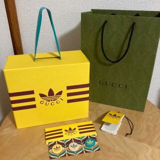 グッチ(Gucci)のGUCCI addidas コラボ　ボックス　バッジ　ショッピングバッグ　セット(ショップ袋)