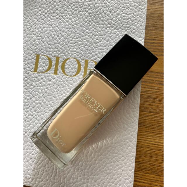 Dior(ディオール)のDIOR ディオール　フォーエヴァーフルイドグロウ コスメ/美容のベースメイク/化粧品(ファンデーション)の商品写真