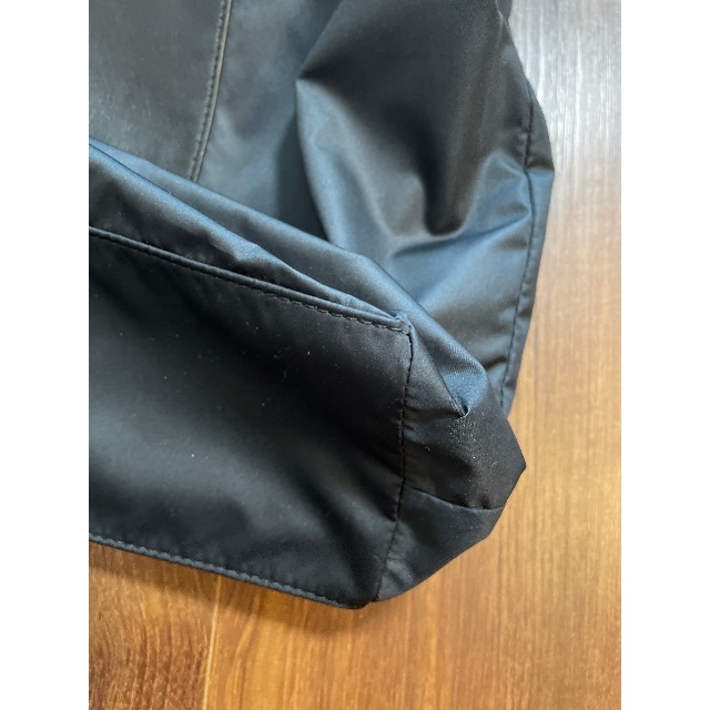 agnes b.(アニエスベー)のアニエスベー  ナイロン  ショルダーバッグ　ブラック レディースのバッグ(ショルダーバッグ)の商品写真