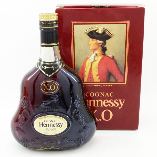 ヘネシー XO 金キャップ グリーンボトル 700ml 40% 未開栓 箱付き お酒 ブランデー コニャック お酒 Hennessy【送料無料】