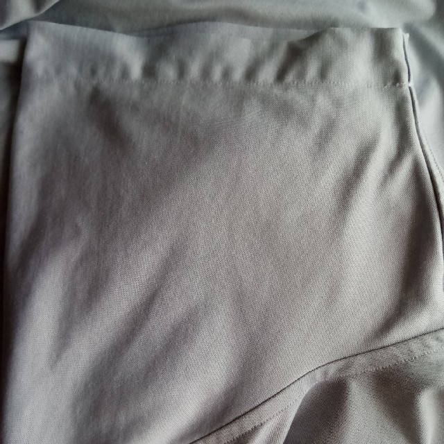 UNIQLO(ユニクロ)のユニクロ　半袖　シャツ　L　ライトグレー メンズのトップス(シャツ)の商品写真