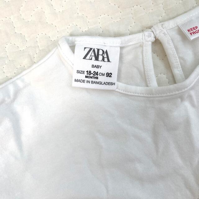 ZARA(ザラ)の【未使用】ZARA Tシャツ サイズ92 キッズ/ベビー/マタニティのキッズ服女の子用(90cm~)(Tシャツ/カットソー)の商品写真