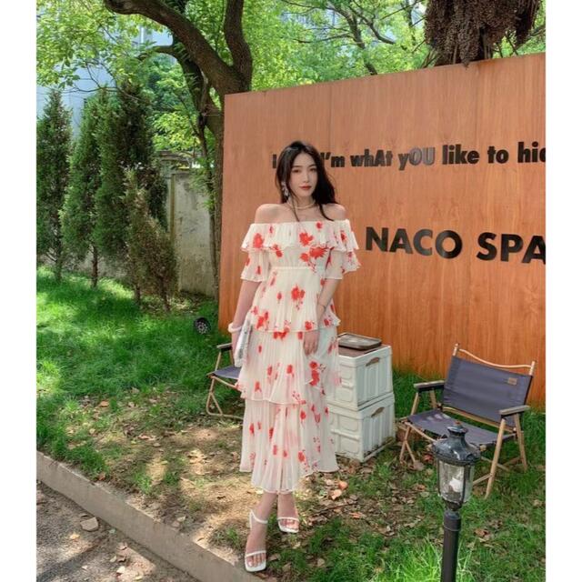 ❤️正規品Selfportrait22新品タグ付き☆花柄ロングワンピース