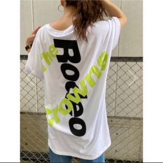 ロデオクラウンズワイドボウル(RODEO CROWNS WIDE BOWL)のロデオ ★2C logo Big Tシャツ【WHT】(ミニワンピース)