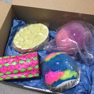 ラッシュ(LUSH)のLUSH  セット(入浴剤/バスソルト)