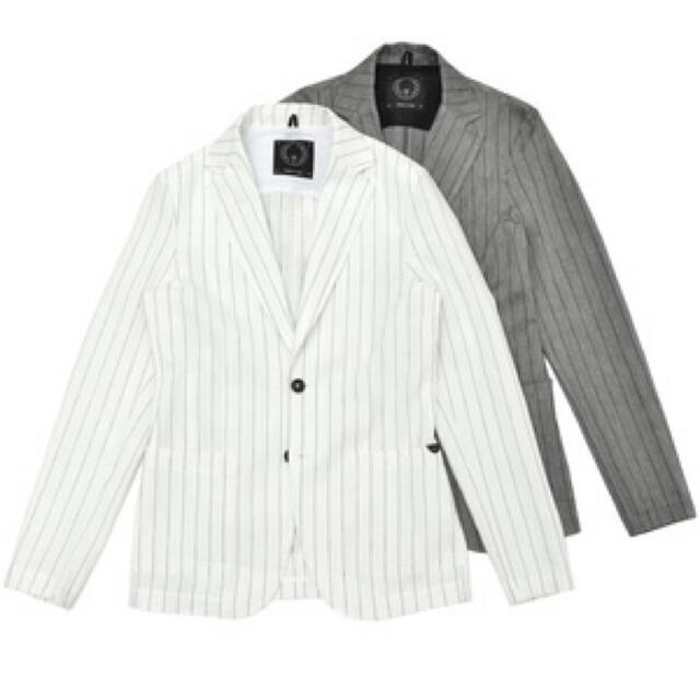 BARNEYS NEW YORK(バーニーズニューヨーク)の【新品　未使用】T-JACKET  TONELLO（ティージャケット トネッロ） メンズのジャケット/アウター(テーラードジャケット)の商品写真