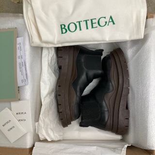 ボッテガヴェネタ(Bottega Veneta)のBOTTEGA VENETA The Tire Low Chelsea Boot(ブーツ)